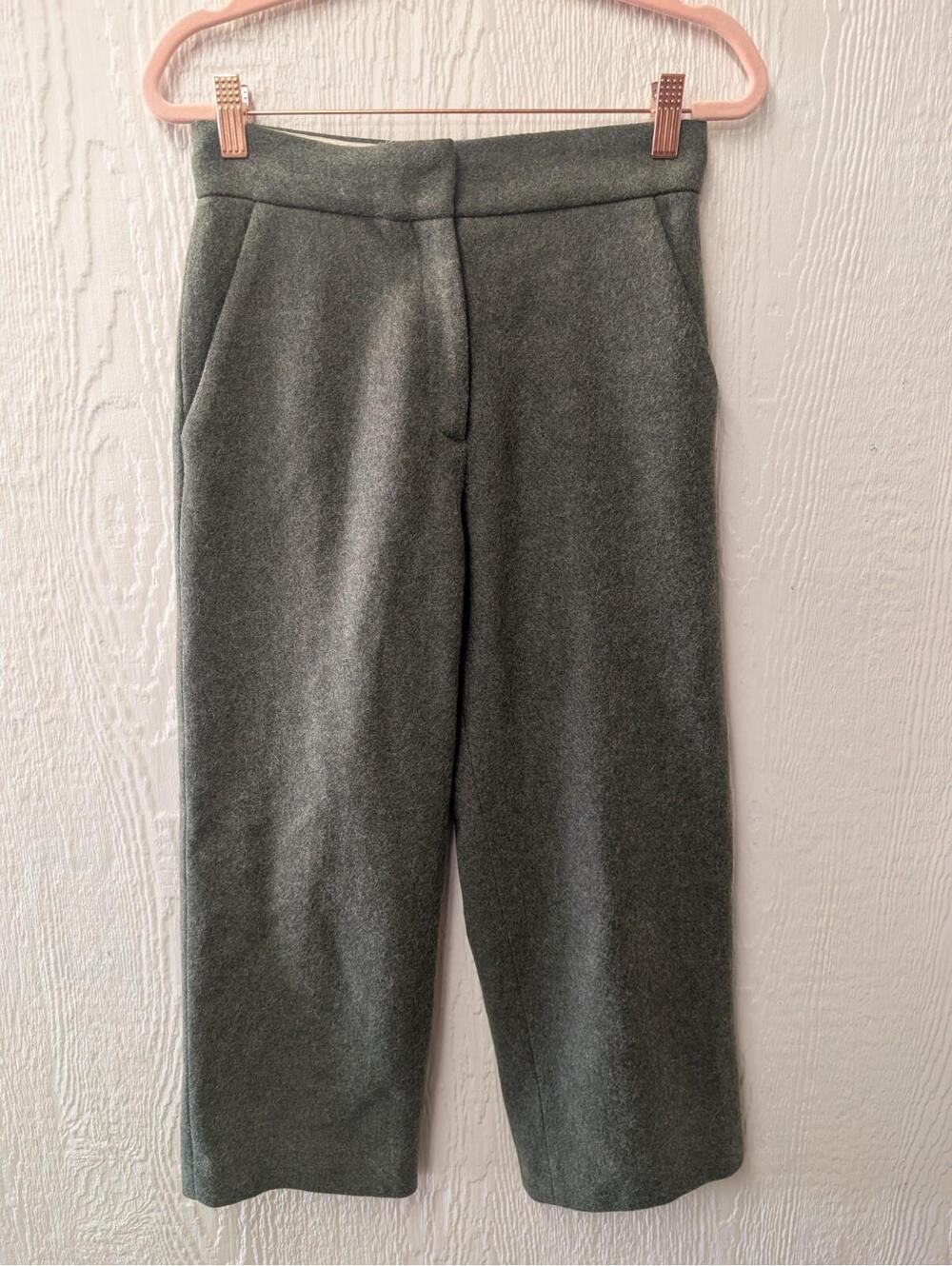 COS Green Wool Wide Leg Cropped Pants Minimalist Classic Preppy Size 2